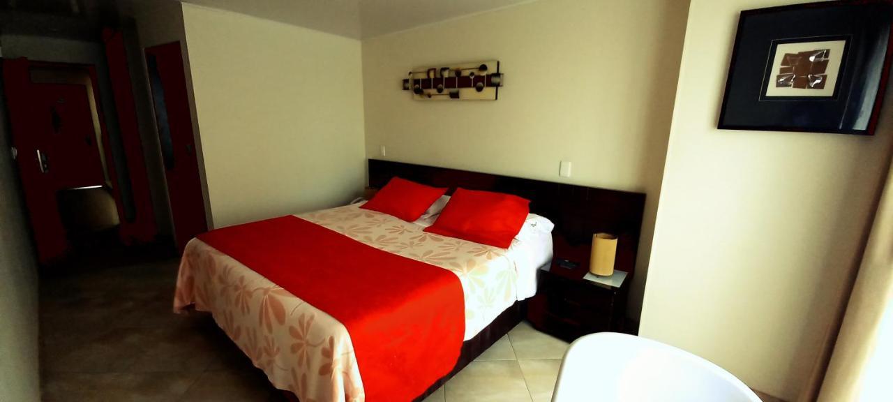 Hoteles Bogota Inn Lago Chico Zona Rosa エクステリア 写真