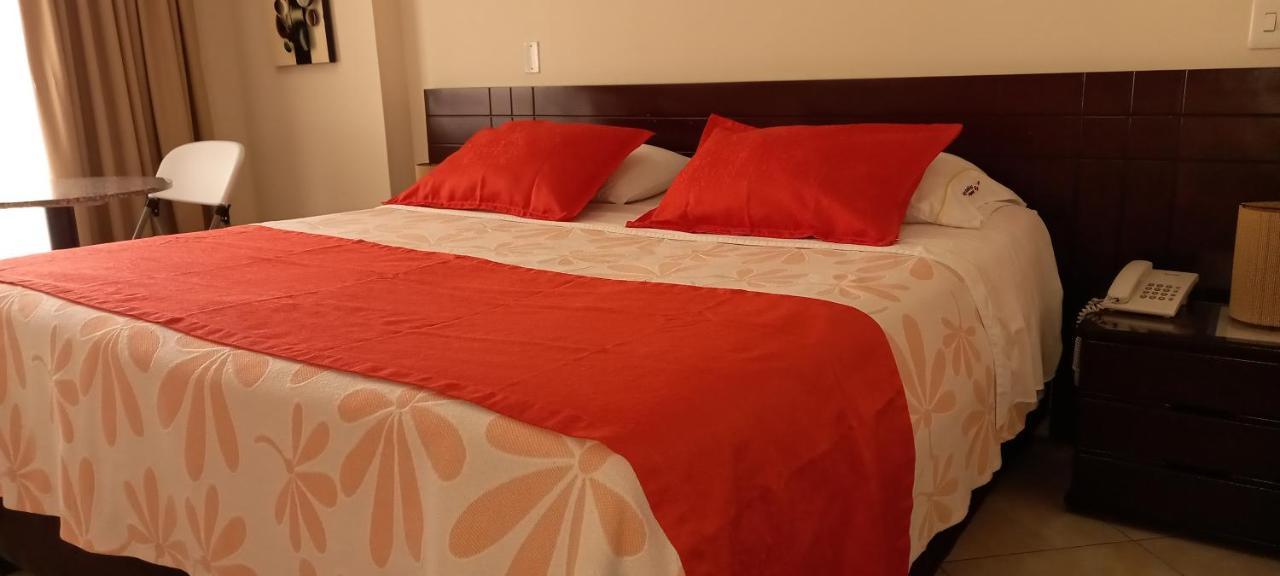 Hoteles Bogota Inn Lago Chico Zona Rosa エクステリア 写真
