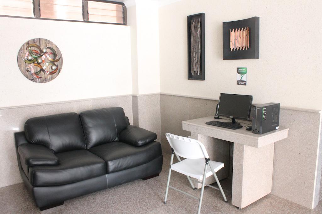 Hoteles Bogota Inn Lago Chico Zona Rosa エクステリア 写真